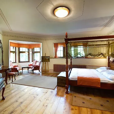 Letohradek Sv. Vojtech 4* Pocatky